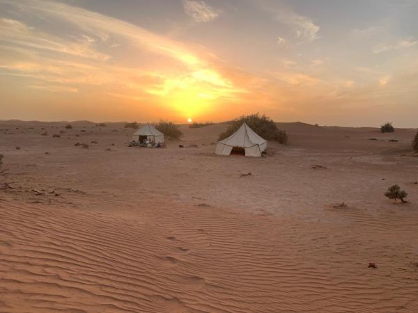 Randonnee dromadaire desert Maroc, sejour desert mhamid maroc, randonnee desert chegaga, bivouac chegaga desert, randonnee desert marocain, voyage mha