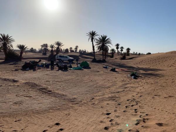 Randonnee dromadaire desert Maroc, sejour desert mhamid maroc, randonnee desert chegaga, bivouac chegaga desert, randonnee desert marocain, voyage mha