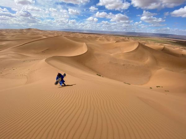 randonne 2 jours desert maroc, randonnee 2 jour desert mhamid, randonnee 2 jours dromadaire mhamid, randonnee 2 jours dans le desert marocain, rando 